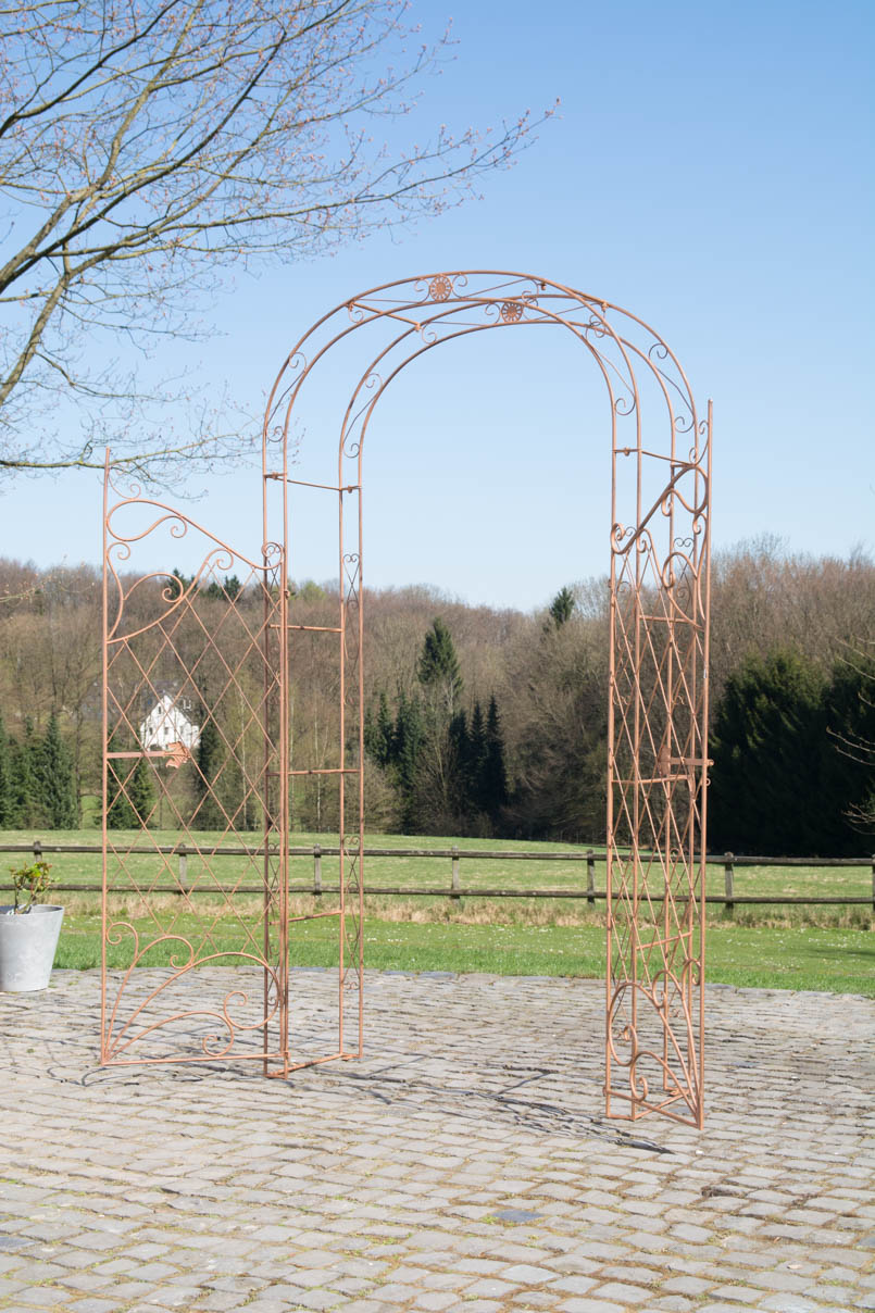 Arco de Jardín con Puerta Melissa