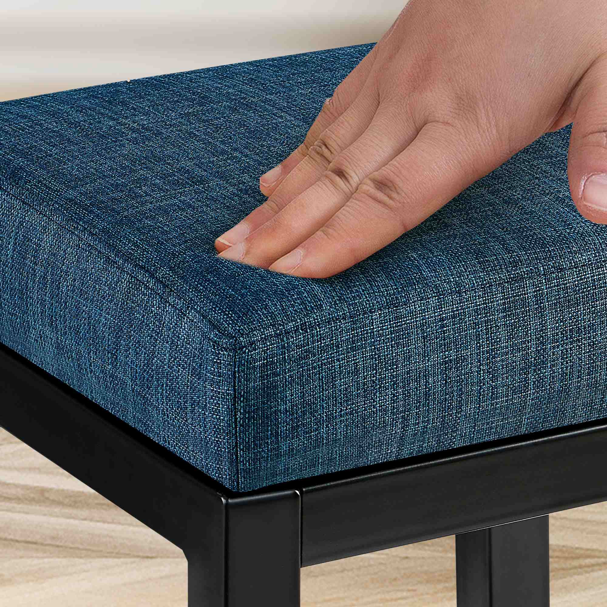 Taburete de bar Taylor Funda de tela Altura del asiento 78 cm Estructura de metal negro