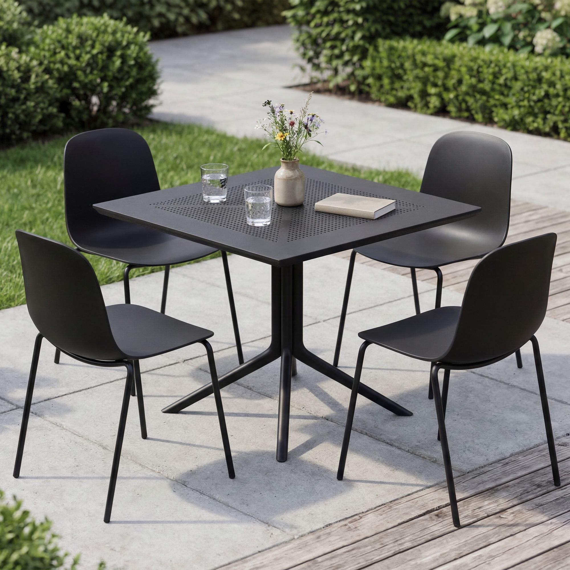 Conjunto de muebles de jardín Zeron con 4 sillas
