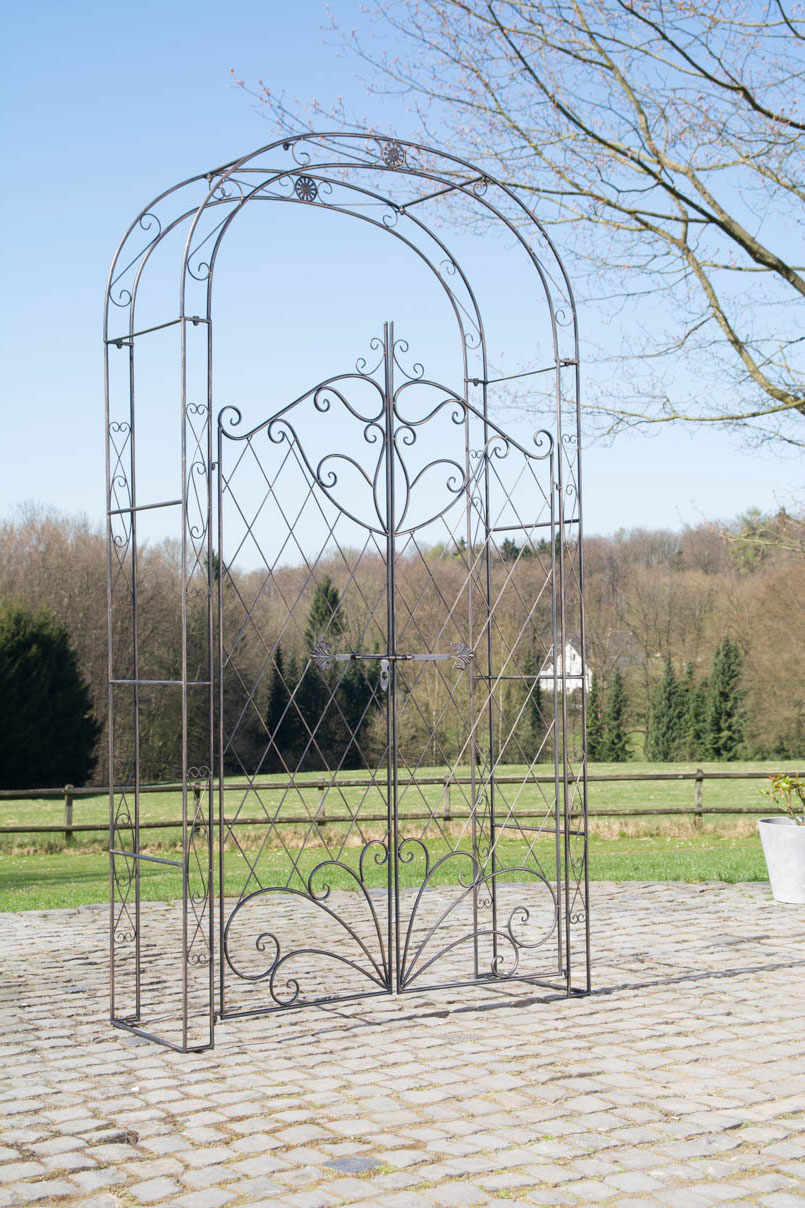 Arco de Jardín con Puerta Melissa