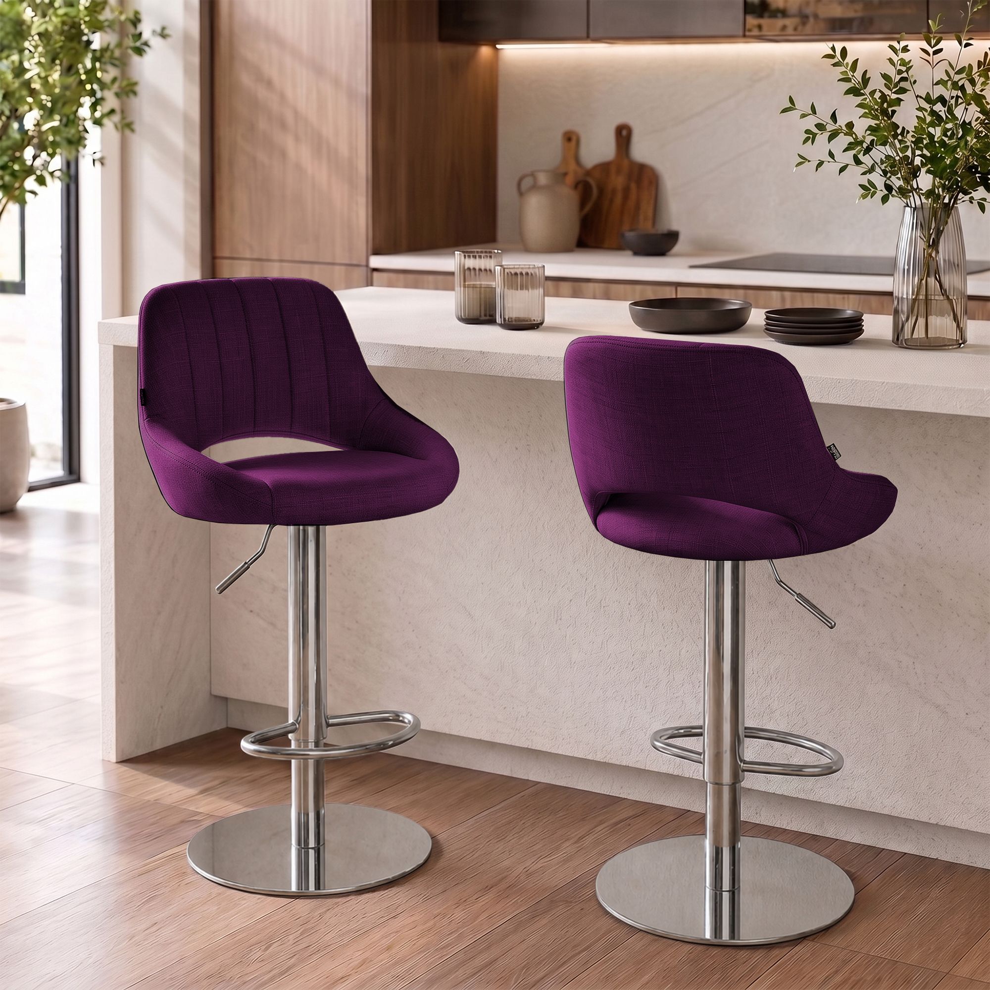 Taburete de bar Milet con estructura resistente cromada